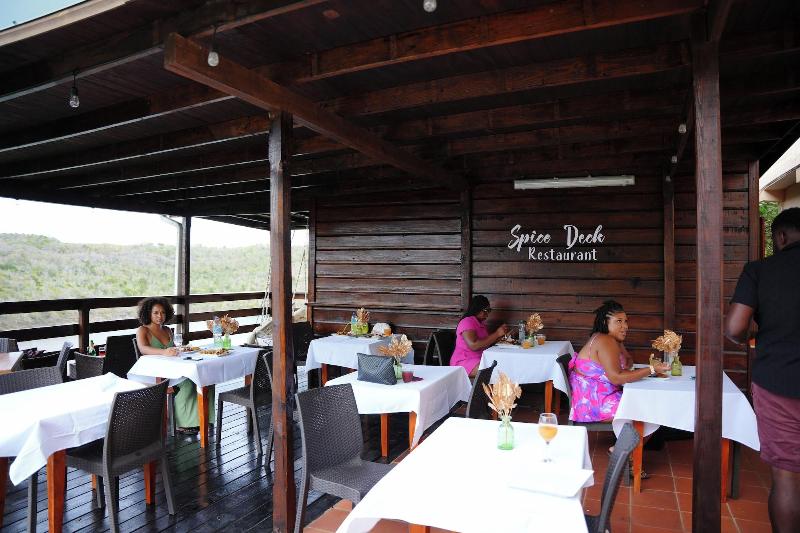Spice Bay Suites image