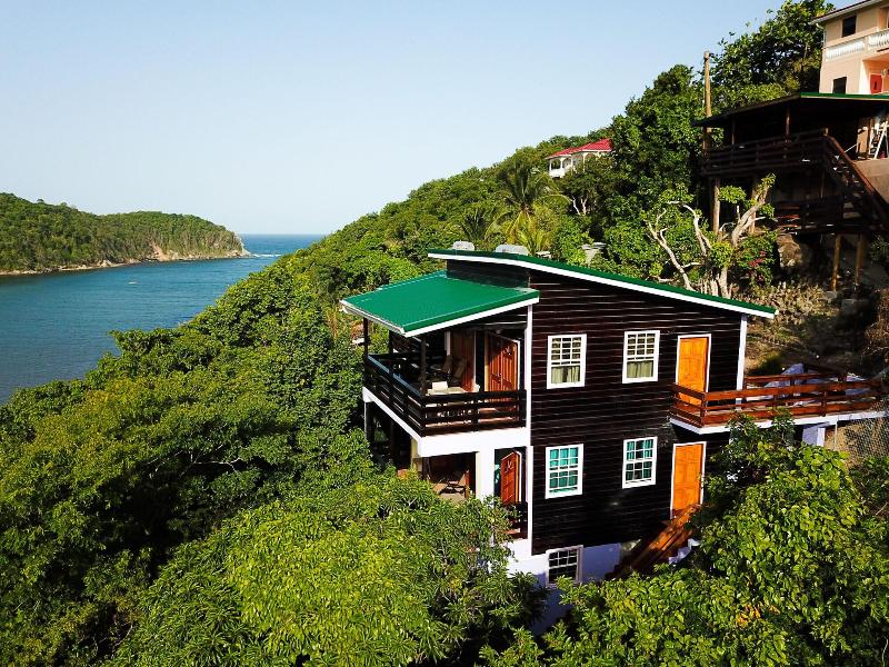 Spice Bay Suites image