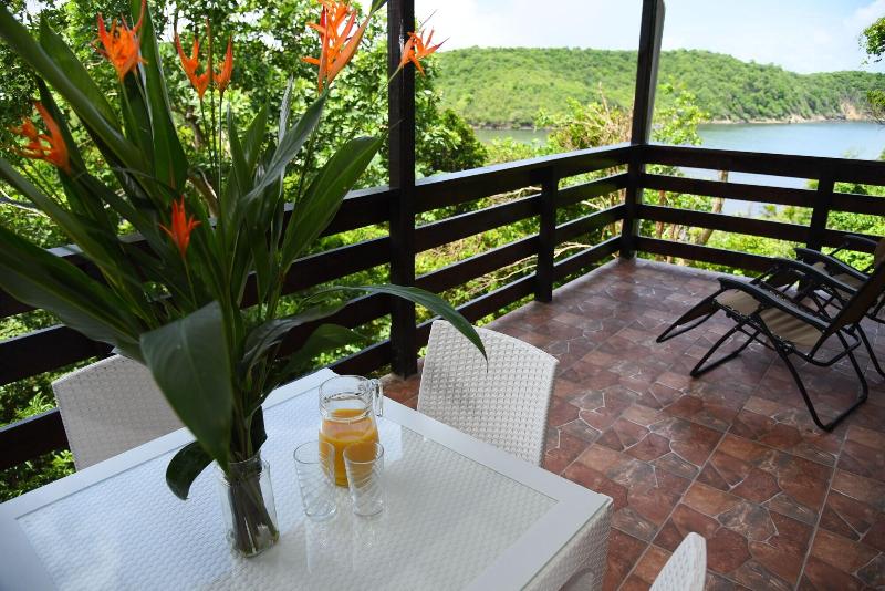 Spice Bay Suites image