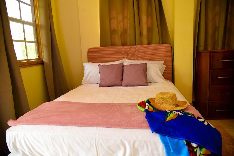 Spice Bay Suites image