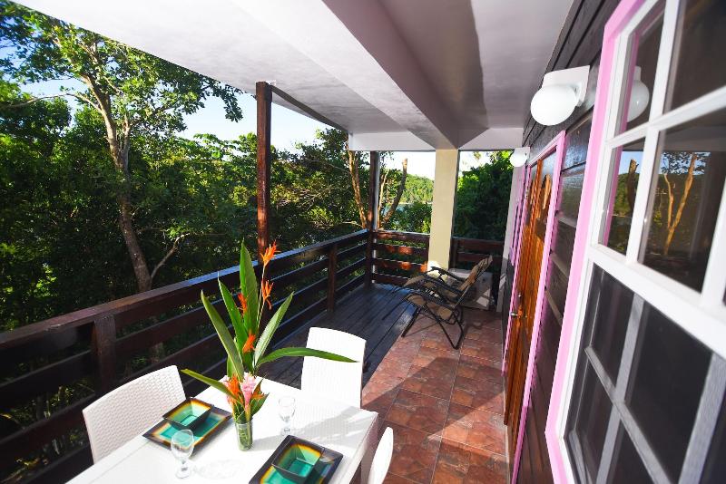 Spice Bay Suites image