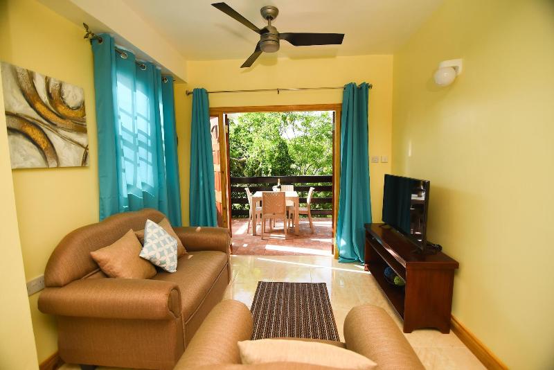Spice Bay Suites image