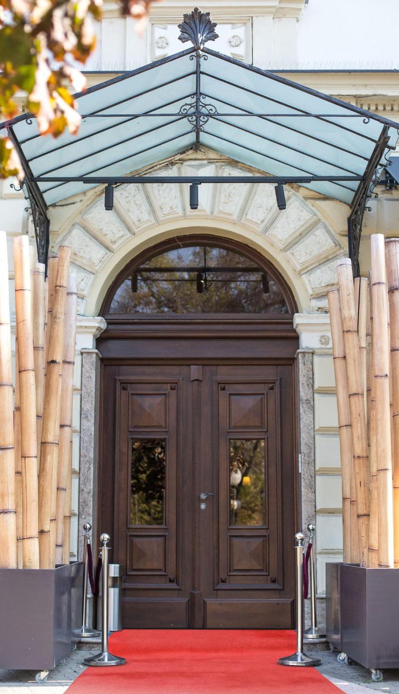 Hotel Grand Hedonist image