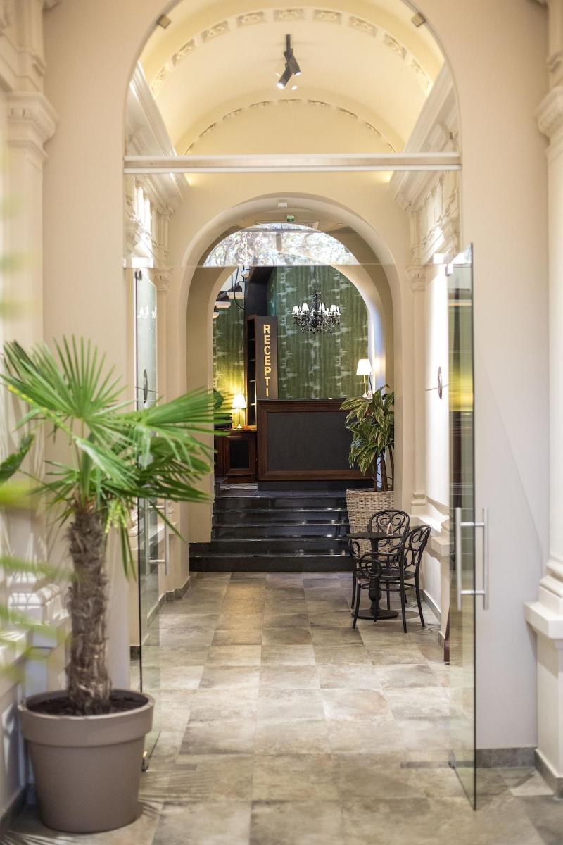 Hotel Grand Hedonist image