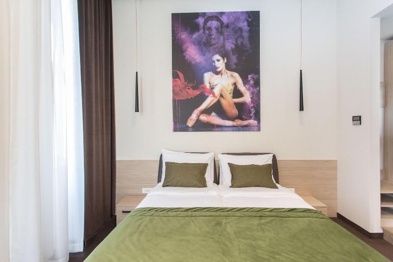 Hotel Grand Hedonist image