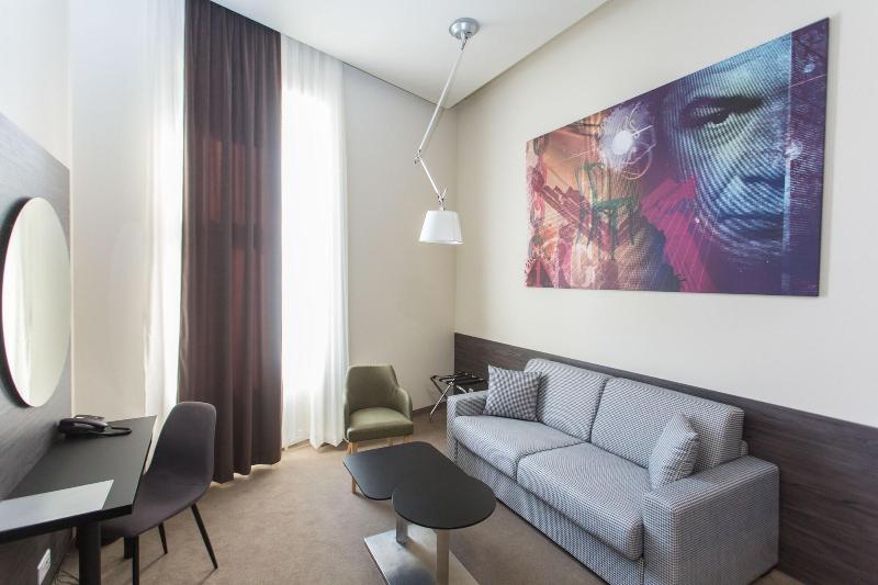 Hotel Grand Hedonist image