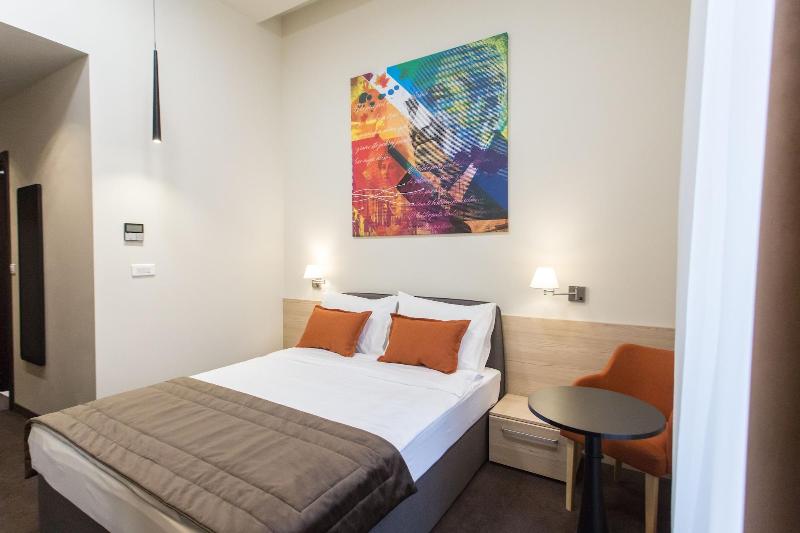 Hotel Grand Hedonist image