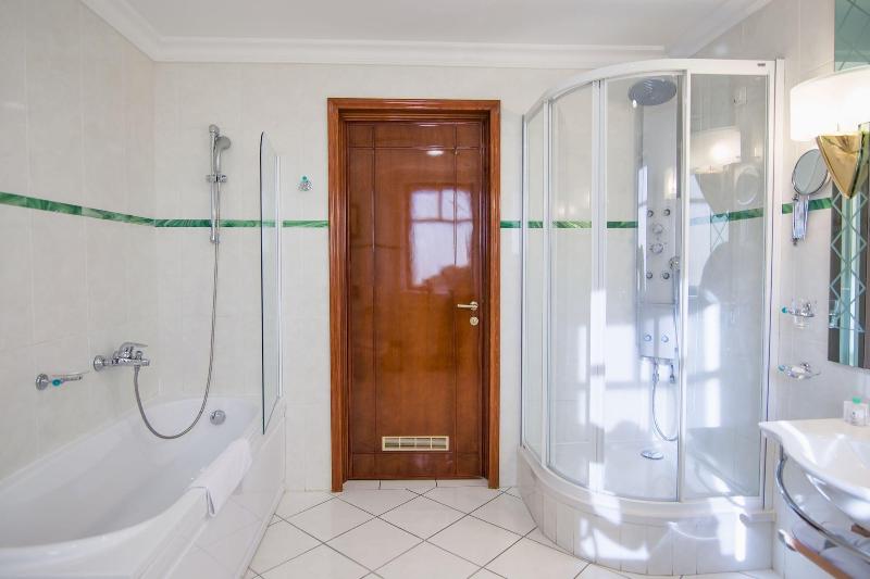 Hotel Villa Breg image
