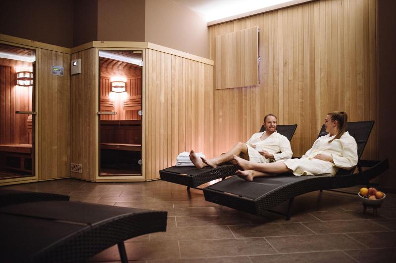 Hotel Reaktiv image