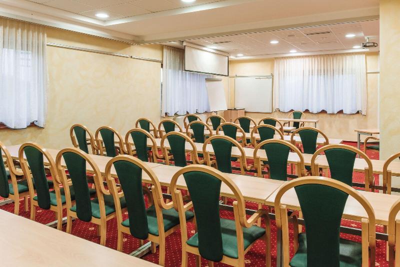 Hotel Reaktiv image