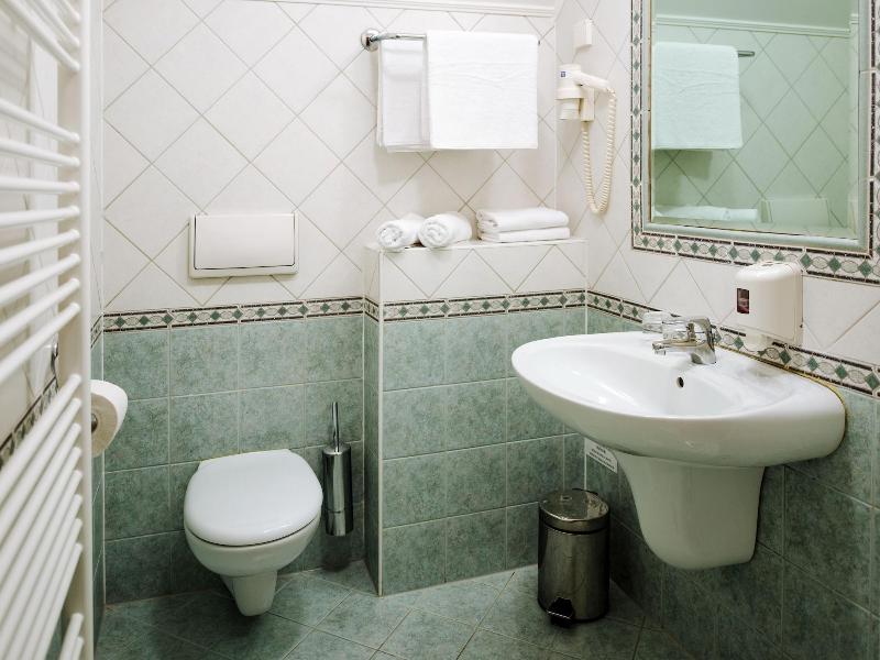 Hotel Reaktiv image