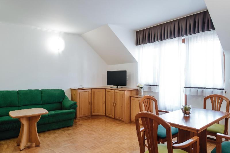 Hotel Reaktiv image