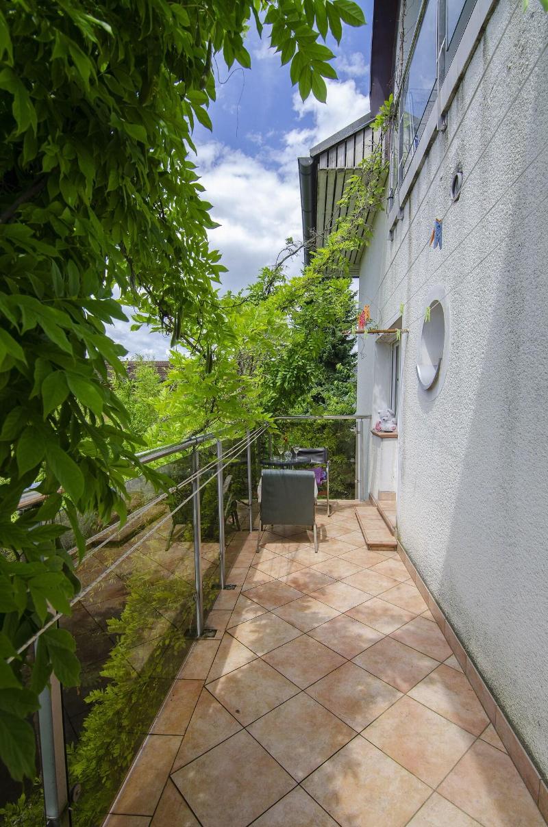Family Guesthouse Greenslo image