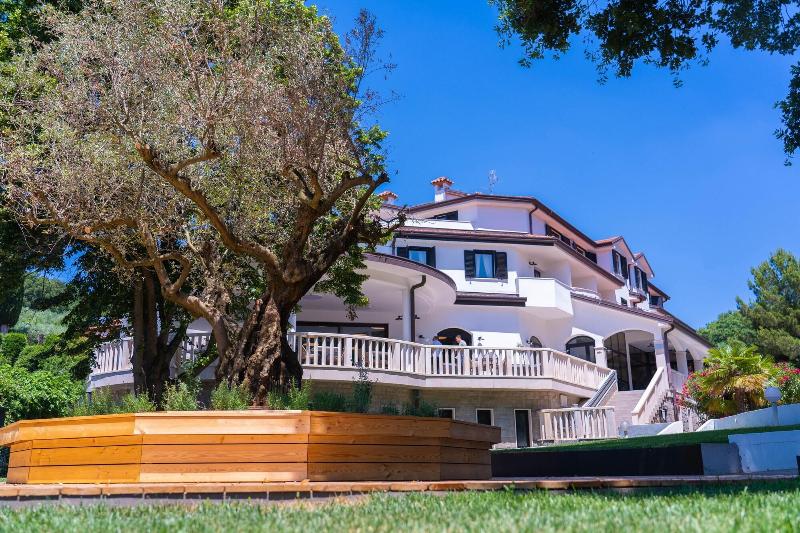 Hotel Ortus Residence image