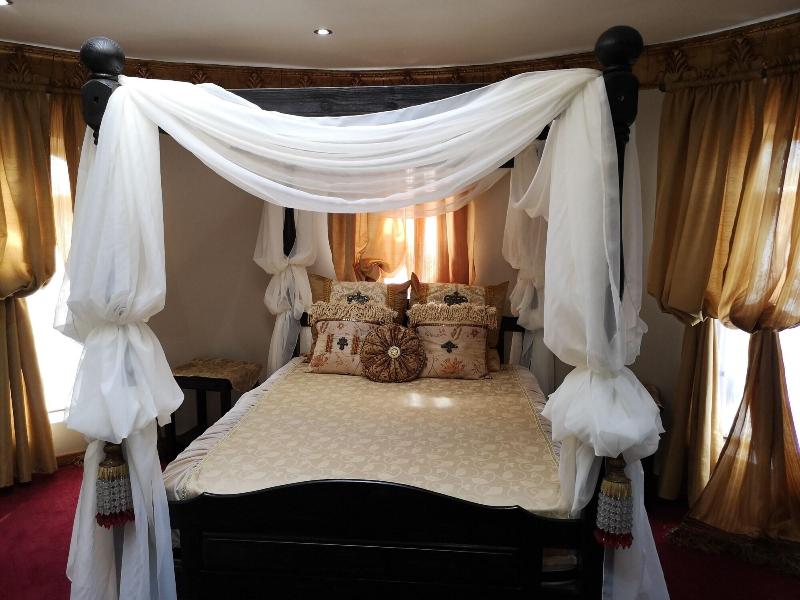 Excalibur Boutique Hotel image