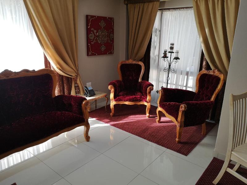 Excalibur Boutique Hotel image