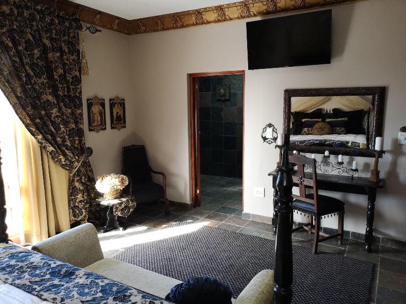 Excalibur Boutique Hotel image