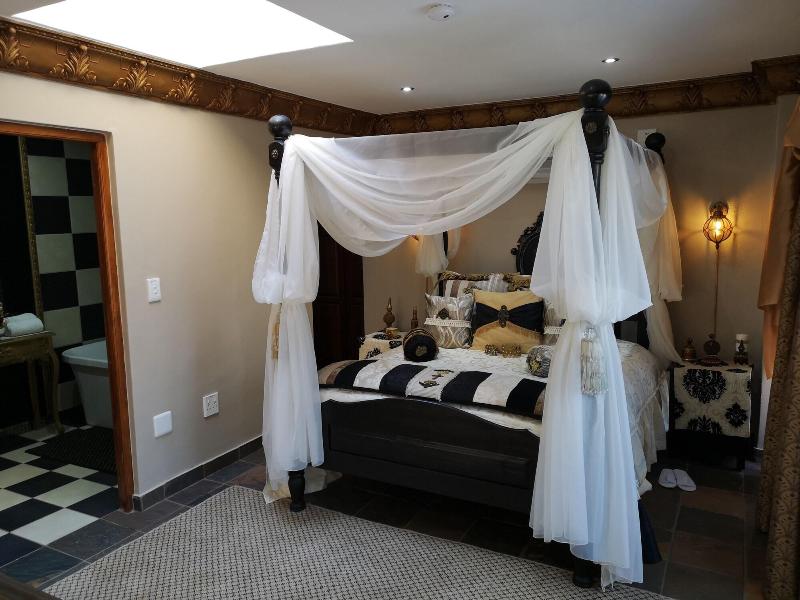 Excalibur Boutique Hotel image
