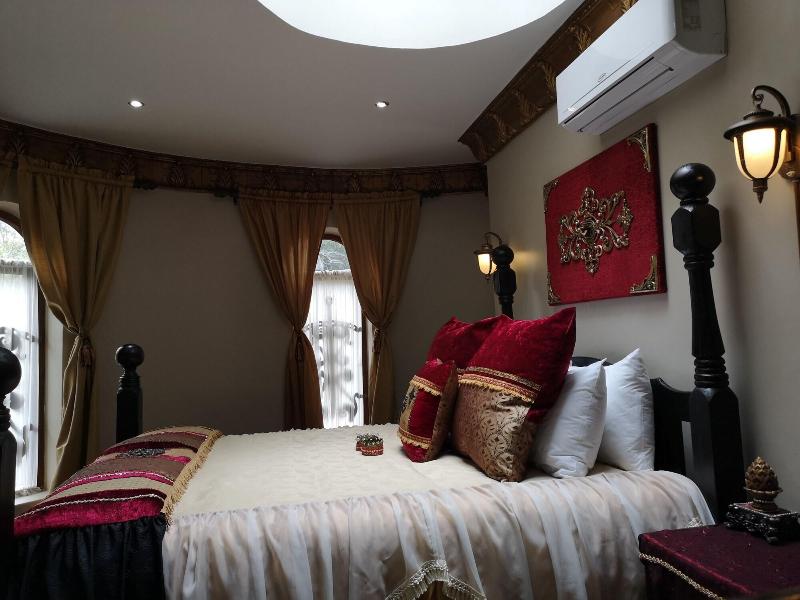 Excalibur Boutique Hotel image