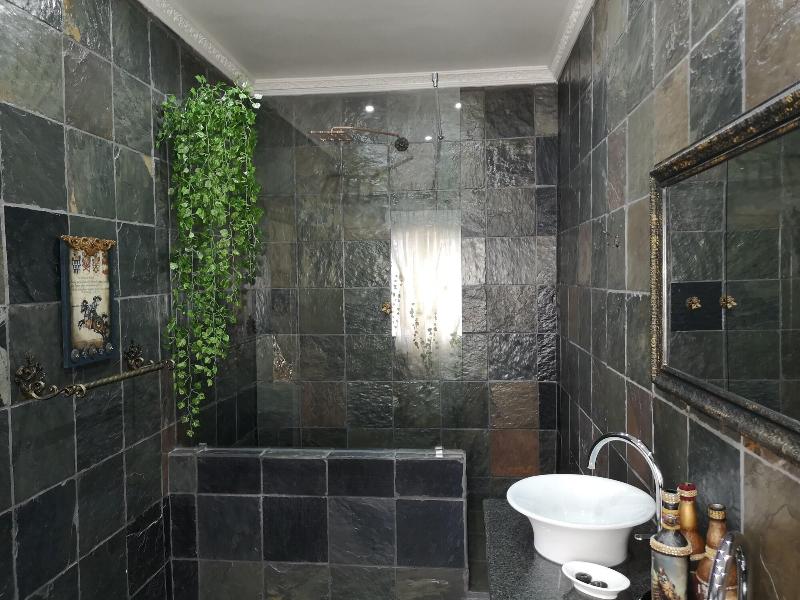 Excalibur Boutique Hotel image