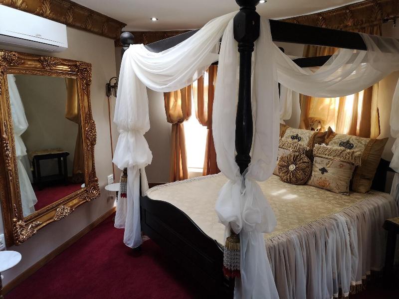Excalibur Boutique Hotel image