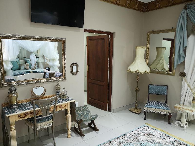 Excalibur Boutique Hotel image