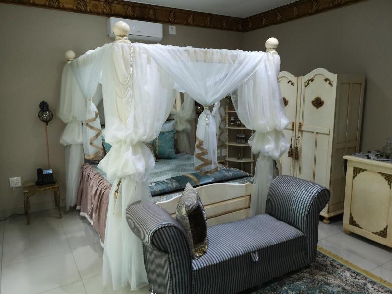 Excalibur Boutique Hotel image