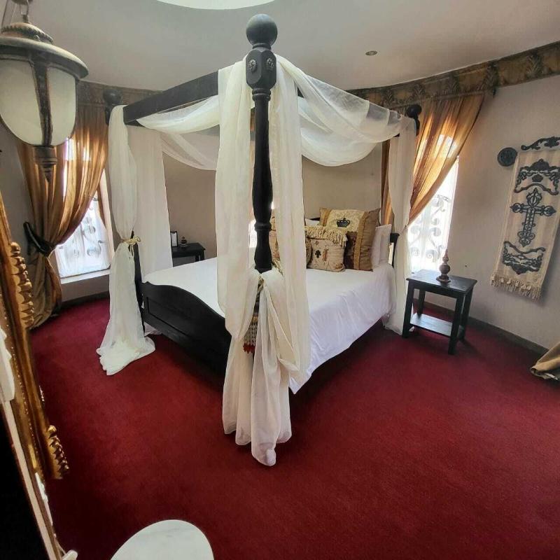 Excalibur Boutique Hotel image