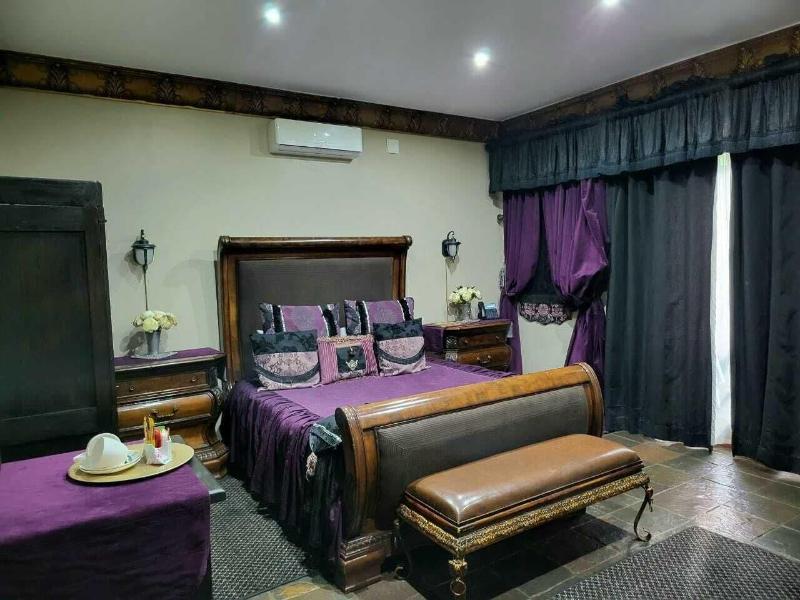 Excalibur Boutique Hotel image
