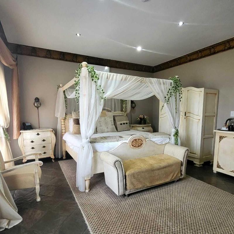 Excalibur Boutique Hotel image