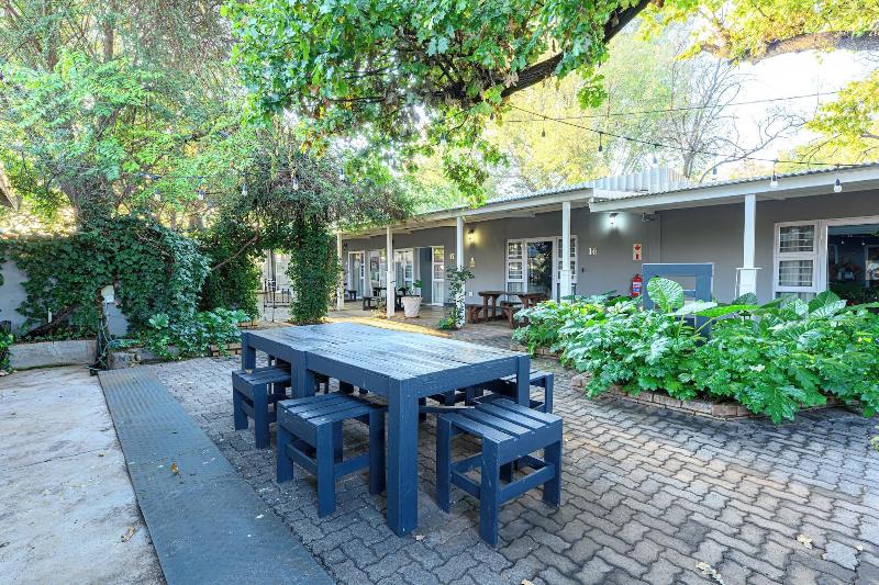 Graceland Guest House