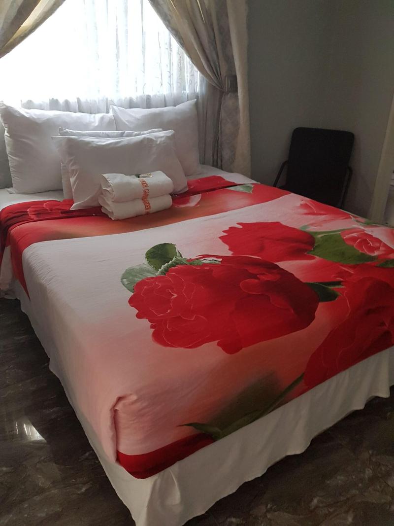 Zurich Garden Lodge image