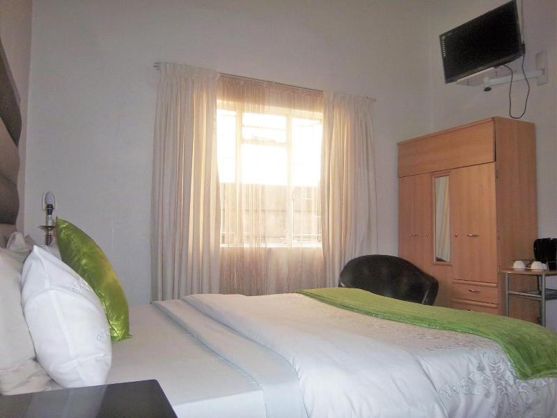 Franchise Guest House image