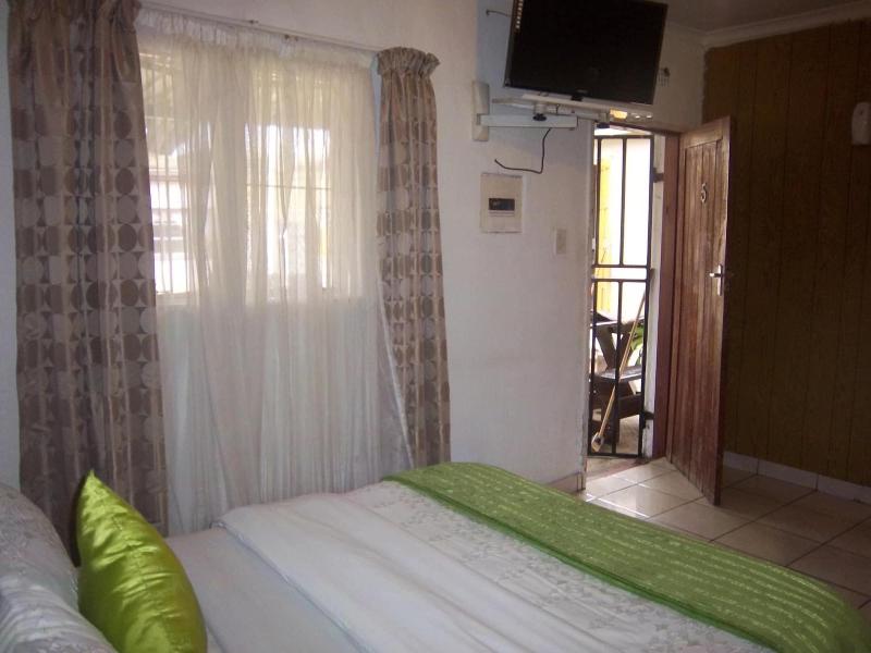 Franchise Guest House image