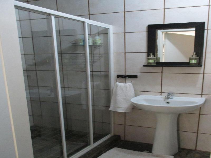 Ukarimu Guest House image