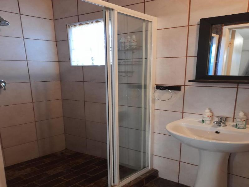 Ukarimu Guest House image