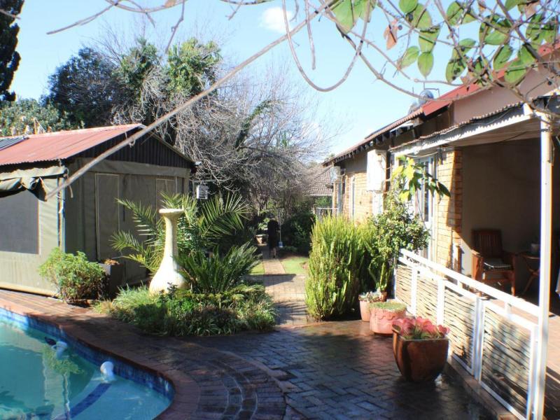 Ukarimu Guest House image