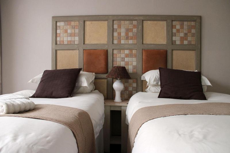 Ukarimu Guest House image