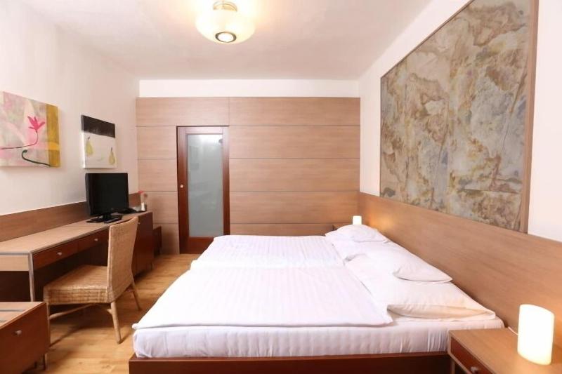 Hotel Bartoš image