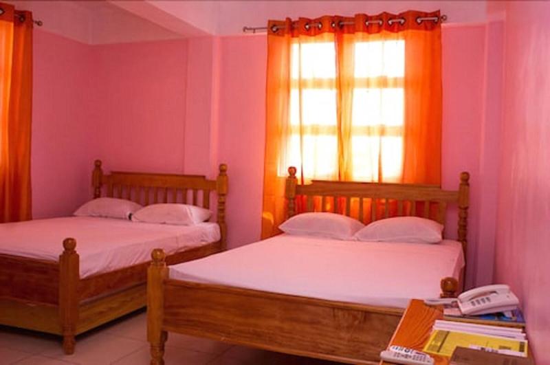 La Flamboyant Hotel image