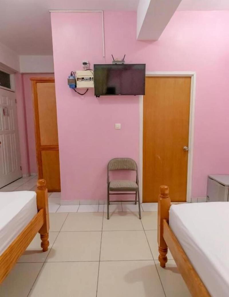 La Flamboyant Hotel image