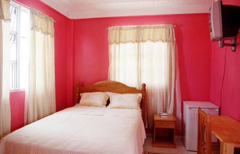 La Flamboyant Hotel image