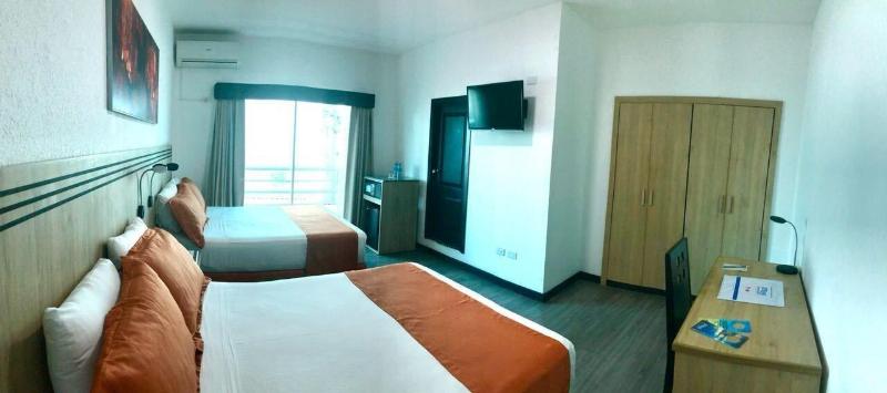 Hotel Mar Azul image