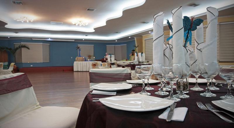Hotel El Auca image