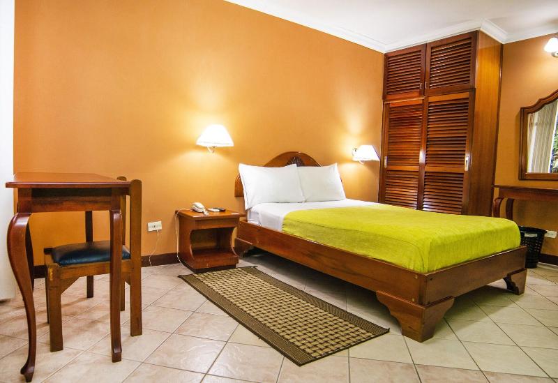 Hotel El Auca image