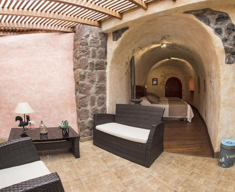 Hacienda Las Cuevas Terra Lodge image