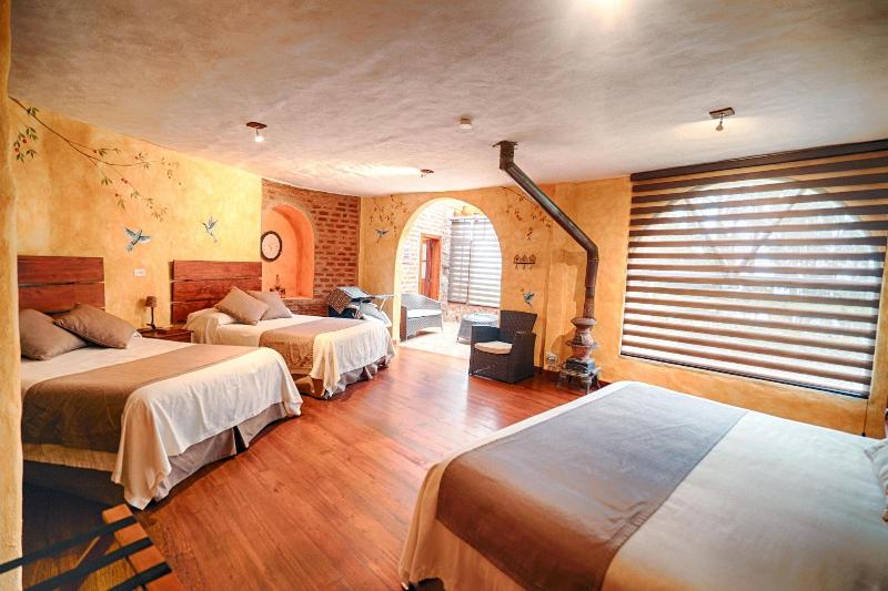 Hacienda Las Cuevas Terra Lodge image