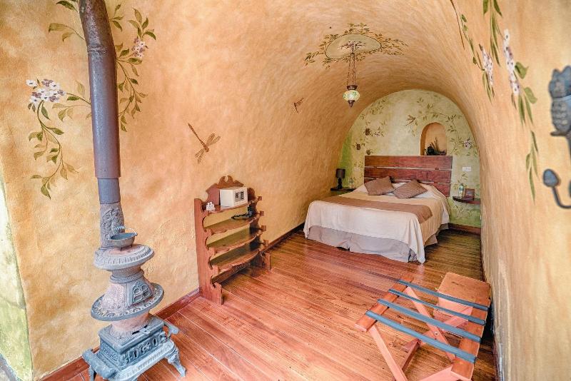 Hacienda Las Cuevas Terra Lodge image