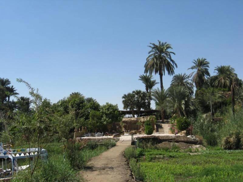 Al Baeirat Hotel - Image 1