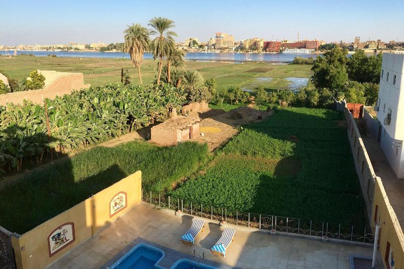 Jewel Of The Valley Howard Carter Hotel image